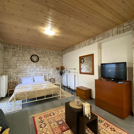 D&M Studio Ριο Πατρα Patras Exterior foto